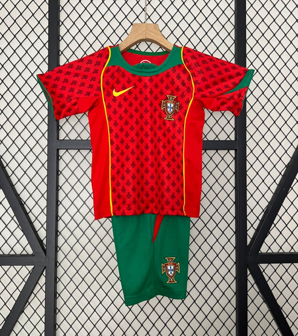 Camiseta y Pantalones para niños Portugal - Retro 2004